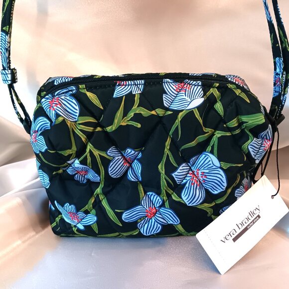 NWT 💥 ADORABLE VERA BRADLEY Ultralight Mini Belt Crossbody Camera Bag😍 - Picture 1 of 6